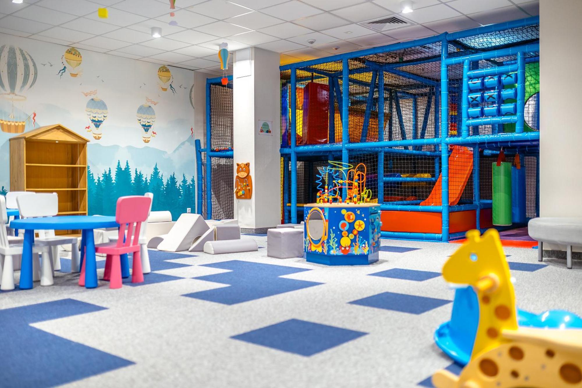Platinum Mountain Hotel&Spa Szklarska Poręba Exterior foto An indoor playground